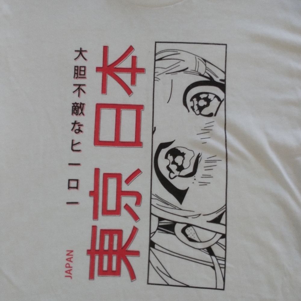 Anime eyes graphic tee